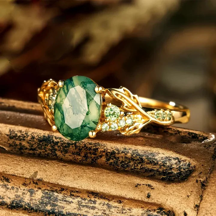 Green Gold Stone Ring