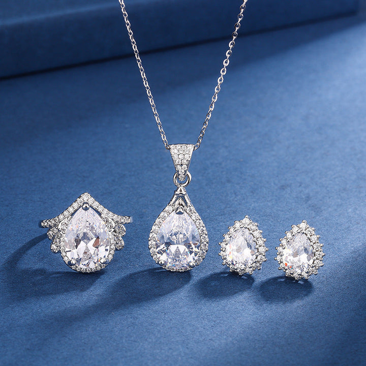 Aria Teardrop White Set | White Gold